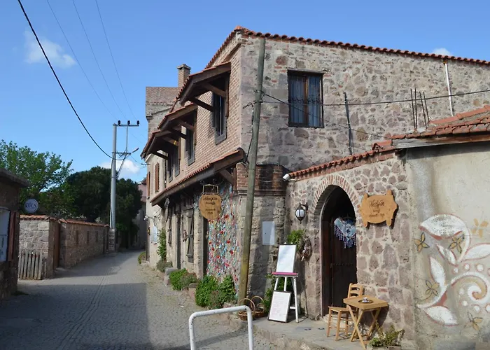 Otel Neziş'in Konağı